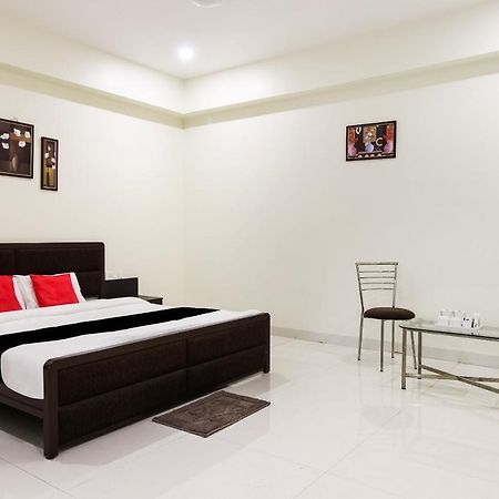 Capital O70964 Hotel D Mercy Nagpur Exterior photo